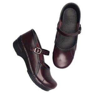 Dansko Maryjanes dark deep red Excellent Condition